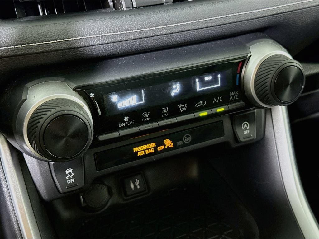 Certified 2019 Toyota RAV4 LE w/ All Weather Liner Package AWD/4WD image 8