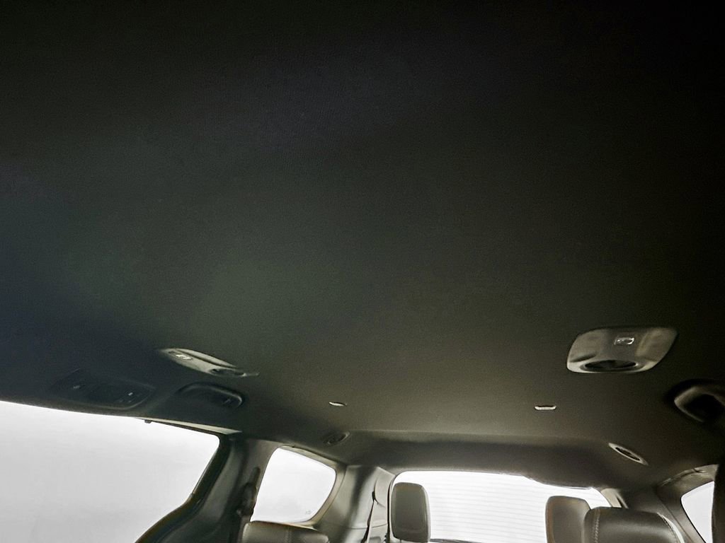 New 2026 Chrysler Voyager LX image 14