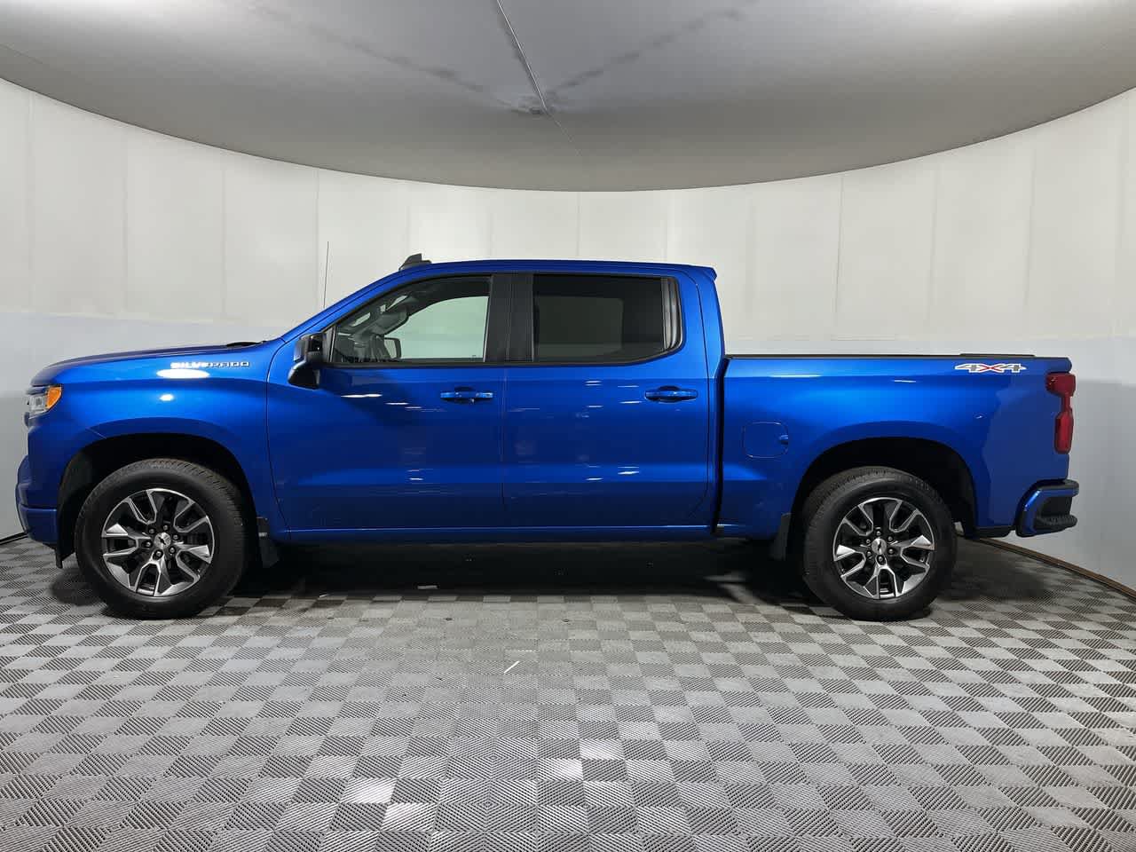 Used 2022 Chevrolet Silverado 1500 RST w/ Protection Package AWD/4WD image 5