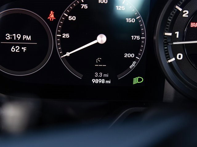 Used 2024 Porsche 911 Targa 4S w/ Premium Package image 46