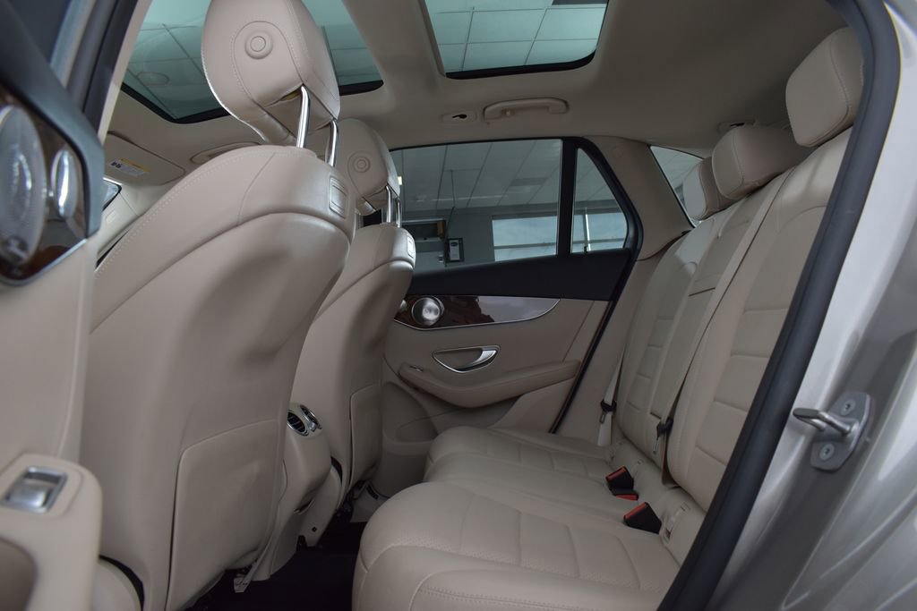 Used 2019 Mercedes-Benz GLC 300 4MATIC image 22