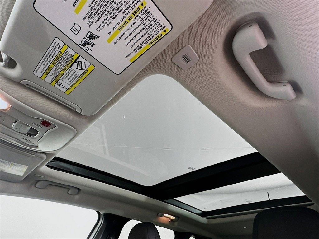 Used 2021 Jeep Renegade Latitude image 20