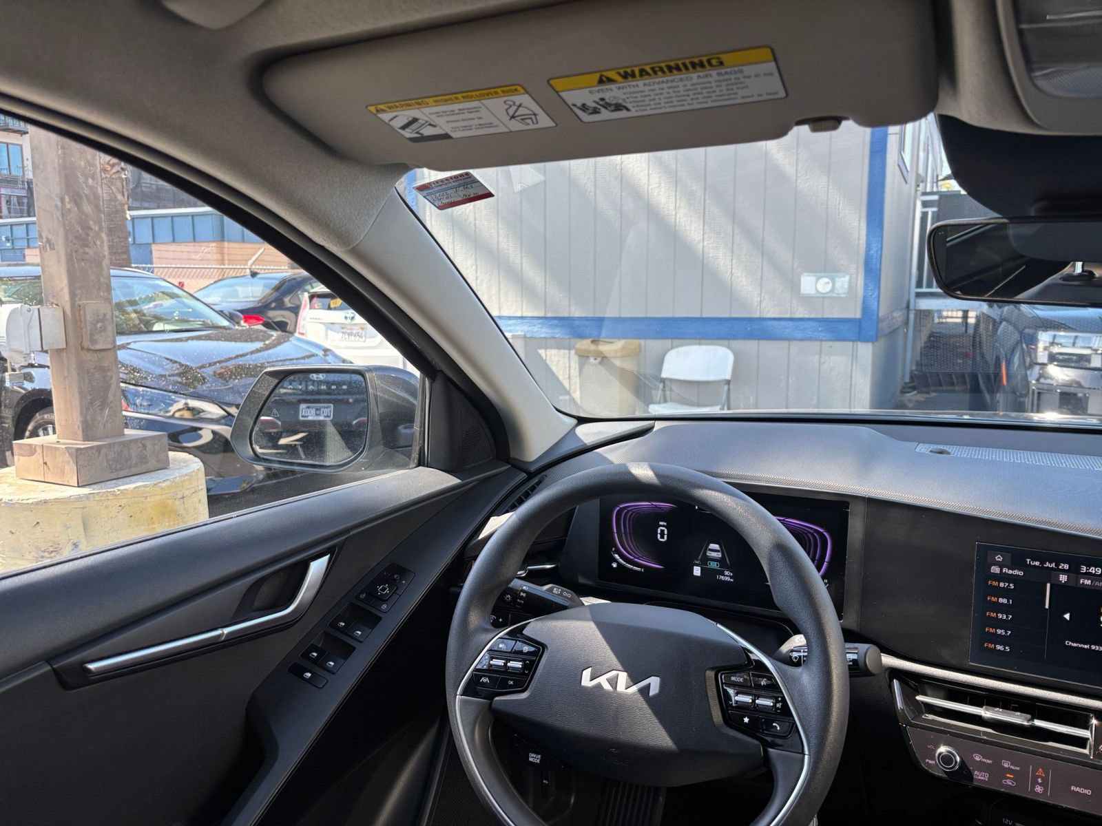 Used 2026 Kia Niro LX FWD image 32