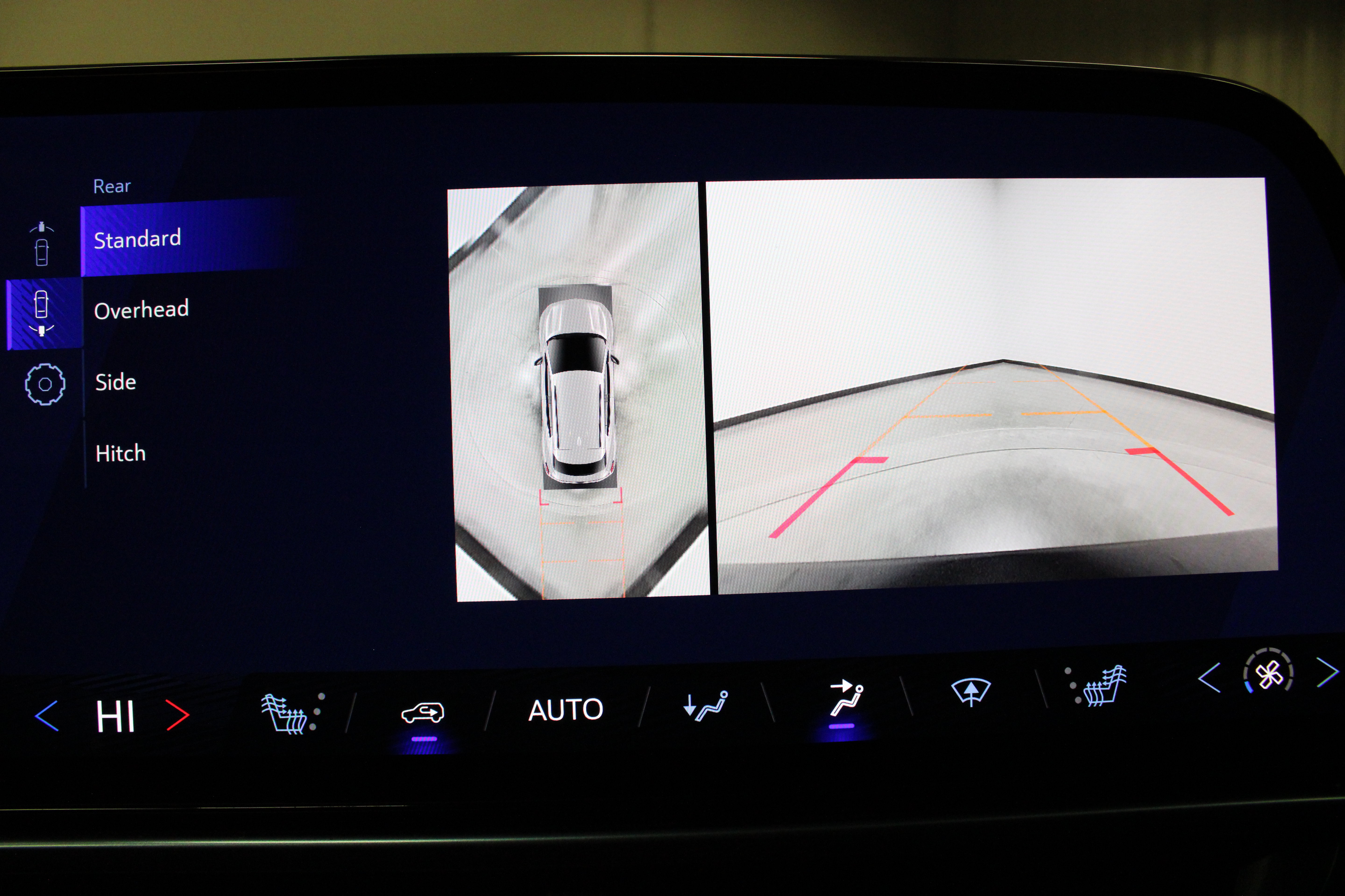 Used 2024 Chevrolet Equinox EV LT FWD image 26