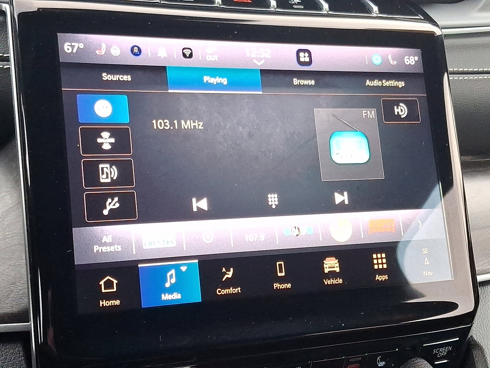 Certified 2024 Jeep Grand Cherokee L Limited image 16