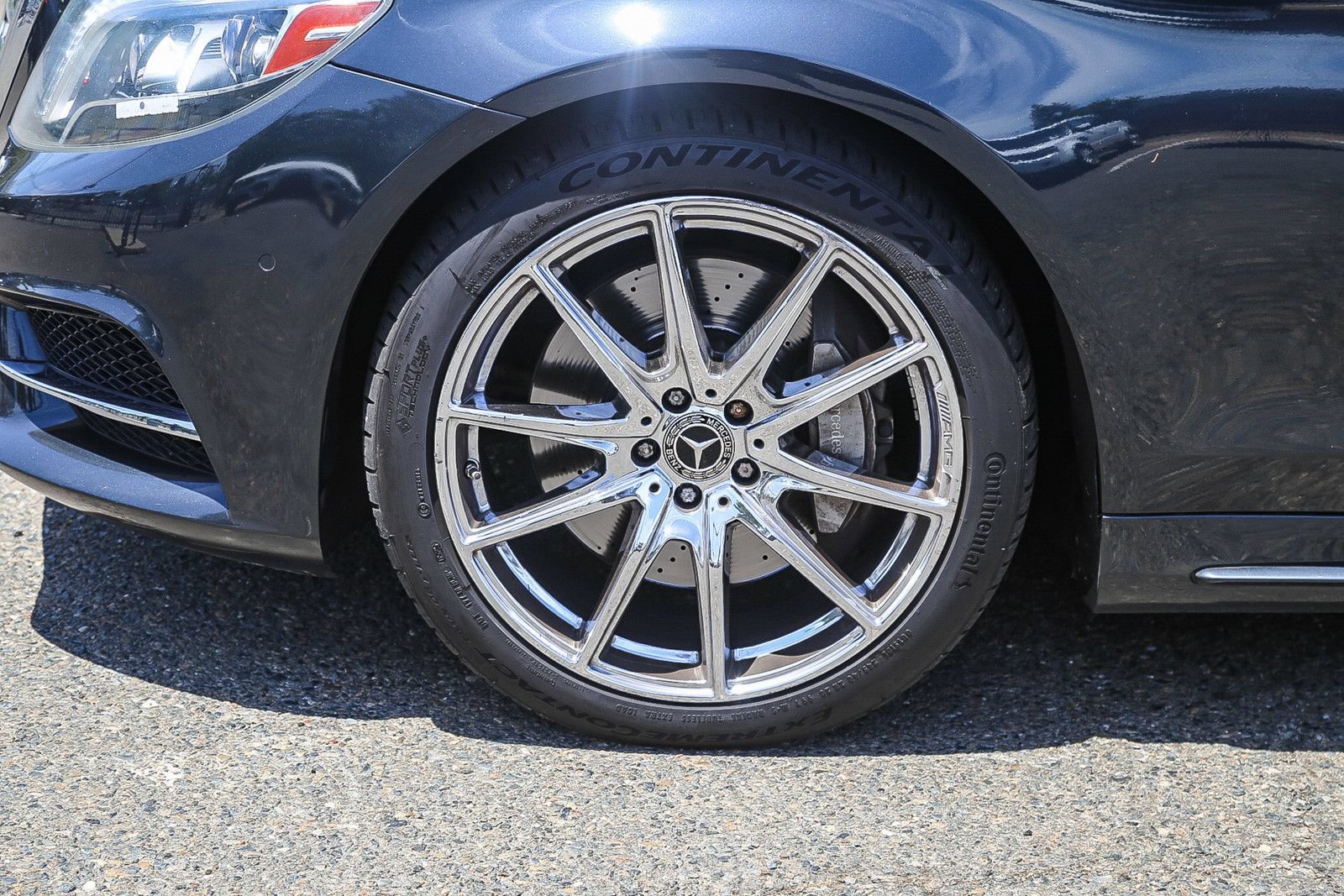 Used 2014 Mercedes-Benz S 550 Sedan w/ Sport Package Plus One image 9