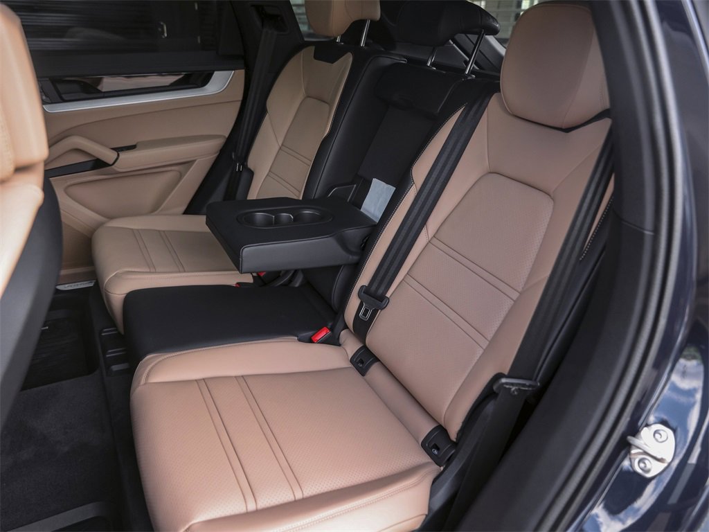 New 2026 Porsche Cayenne image 29