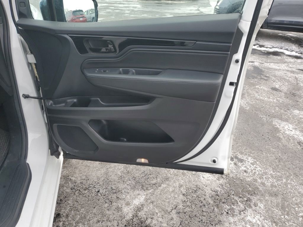 Used 2024 Honda Odyssey Elite image 31