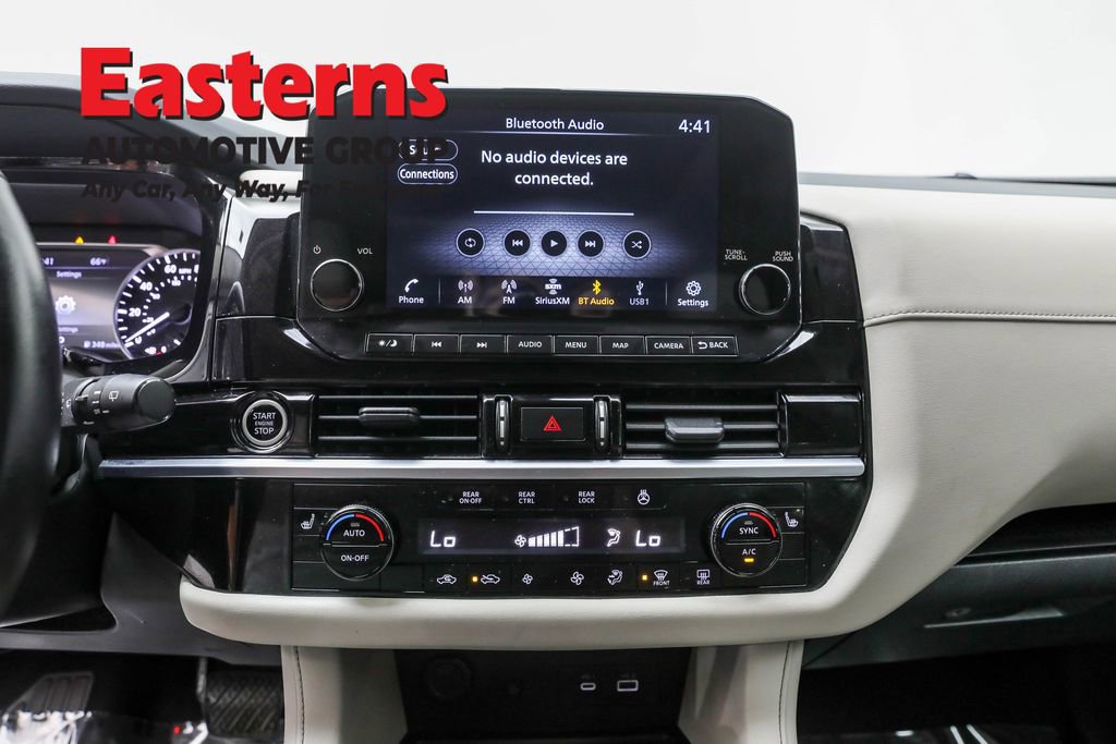 Used 2023 Nissan Pathfinder SL w/ SL Premium Package image 11