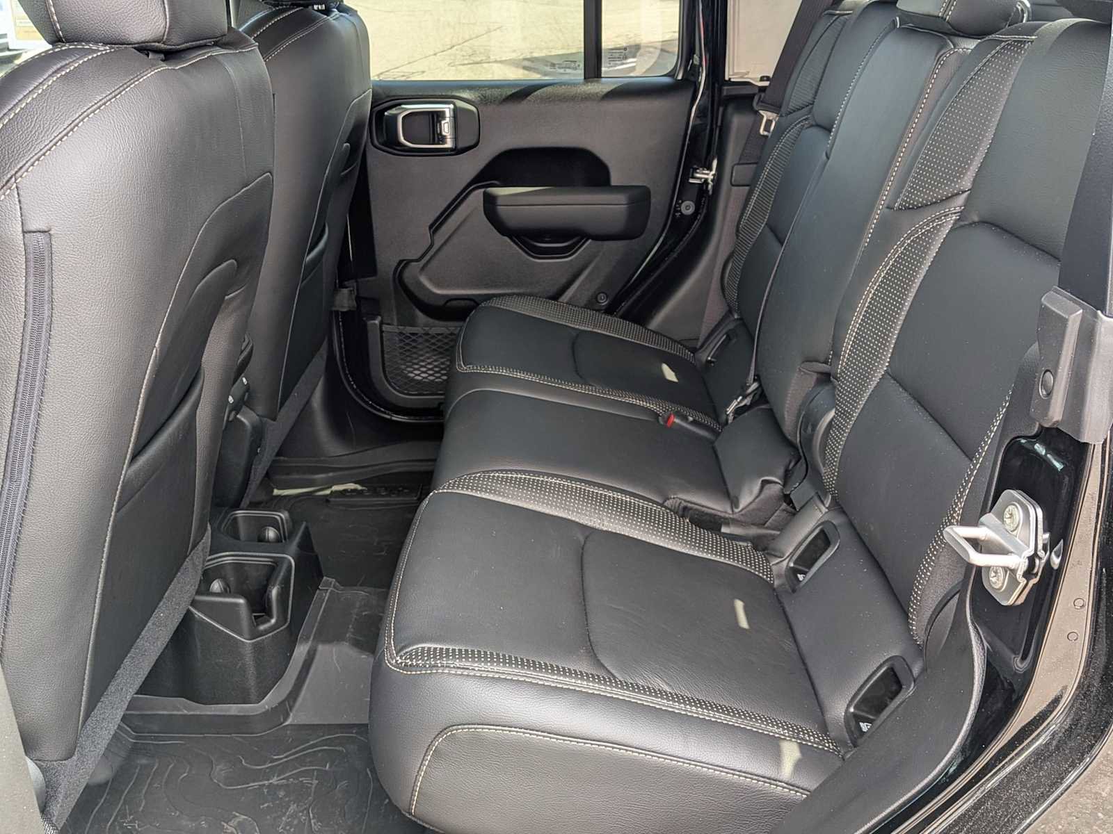 New 2026 Jeep Gladiator Sport AWD/4WD image 13