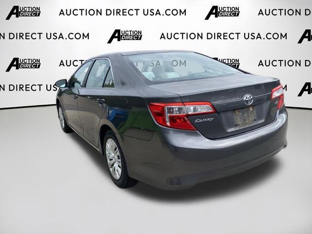 Used 2012 Toyota Camry LE FWD image 9