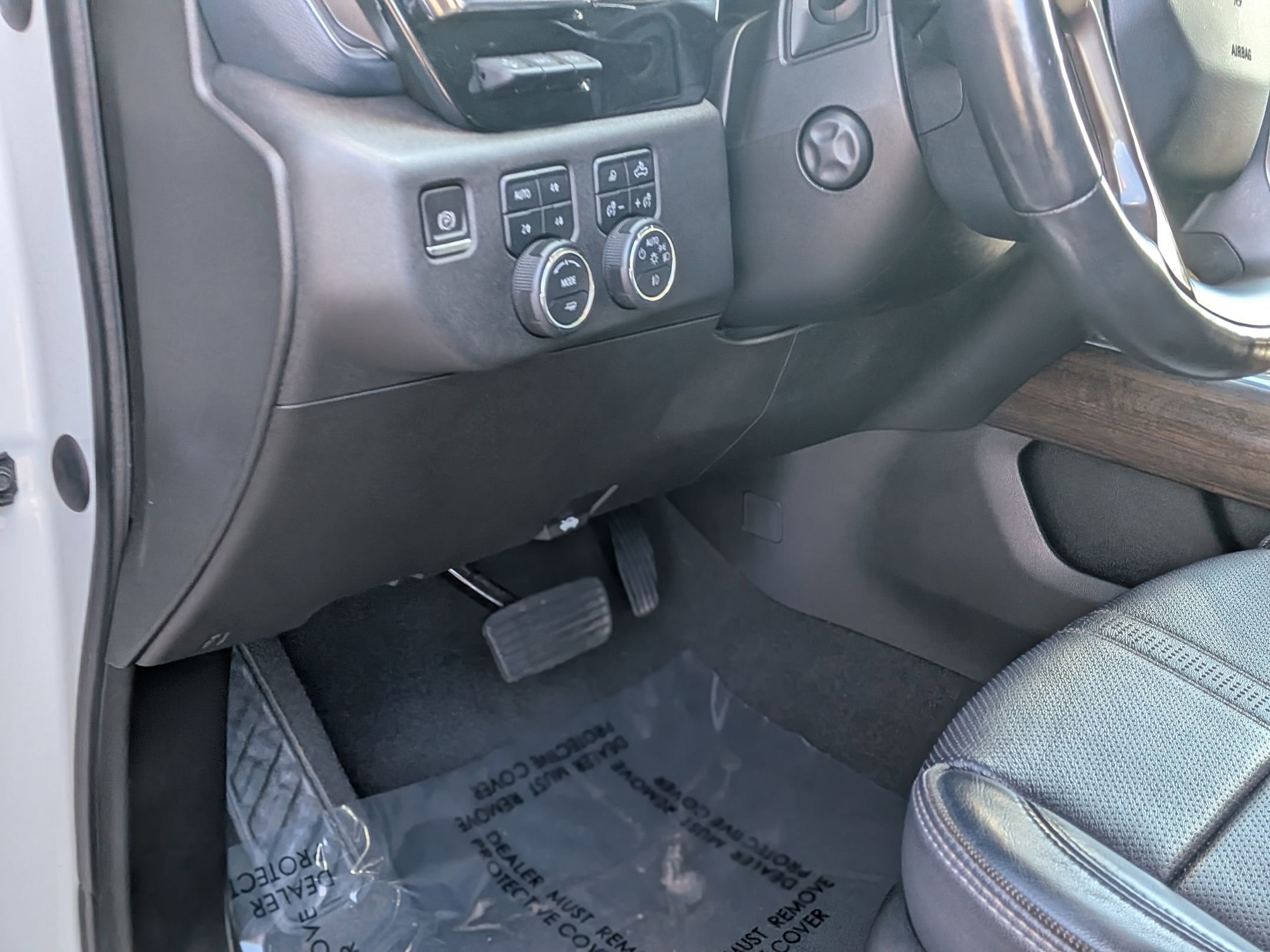 Certified 2023 Chevrolet Silverado 1500 High Country AWD/4WD image 17
