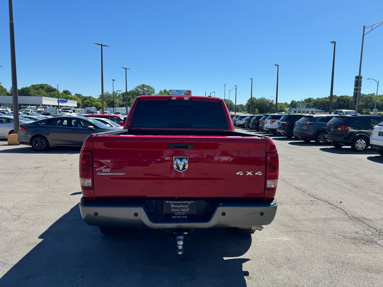 Used 2012 RAM 1500 Classic SLT w/ Technology Group AWD/4WD image 4