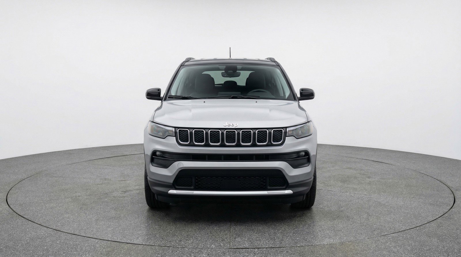 Used 2025 Jeep Compass Limited AWD/4WD image 2