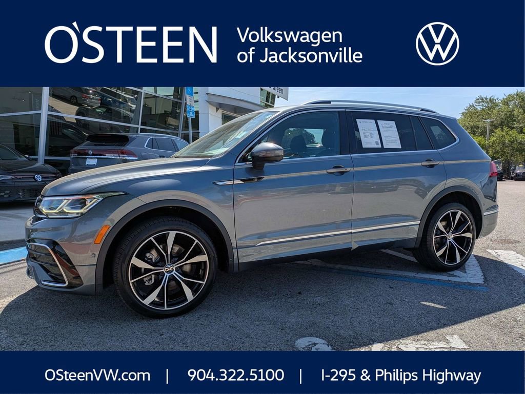 Used 2022 Volkswagen Tiguan SEL R-Line AWD/4WD image 1