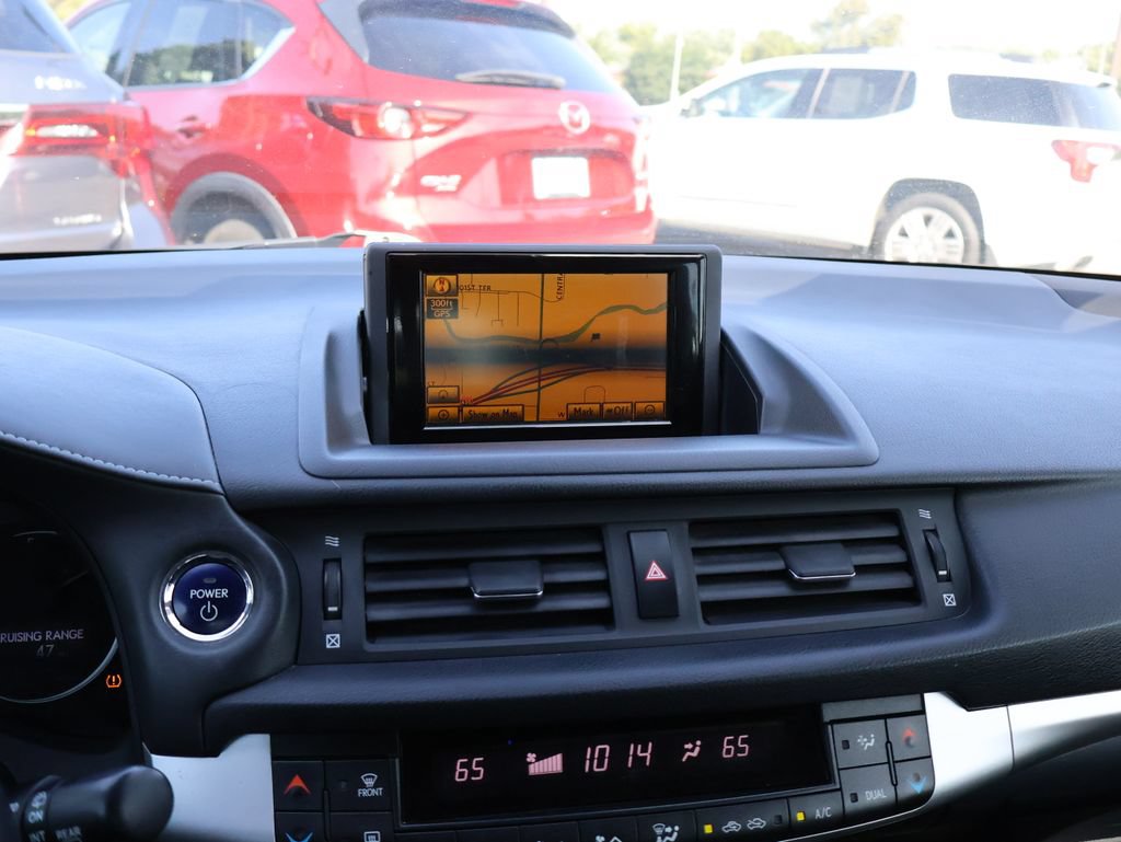 Used 2012 Lexus CT 200h Premium w/ Leather Pkg FWD image 19