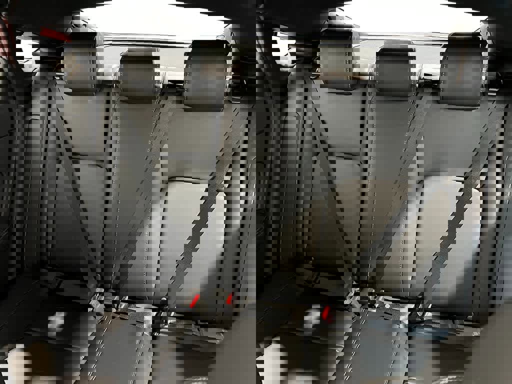 Used 2025 Acura Integra A-Spec image 29