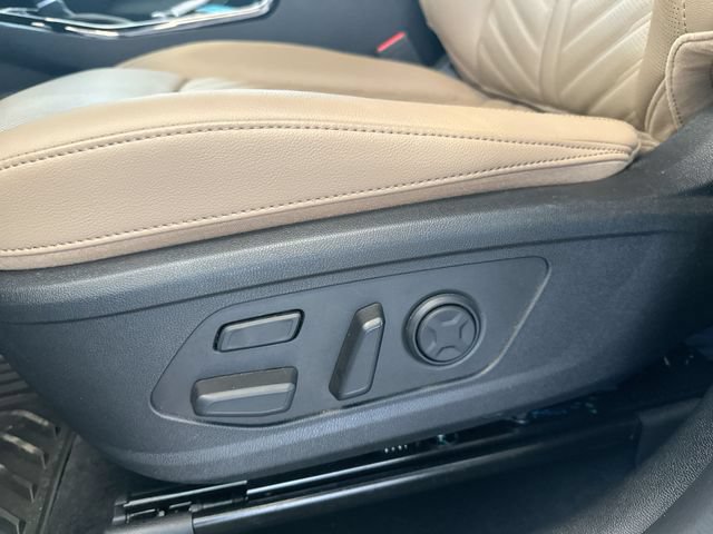 Certified 2025 Kia Sorento SX Prestige w/ Olive Brown Leather Package AWD/4WD image 16