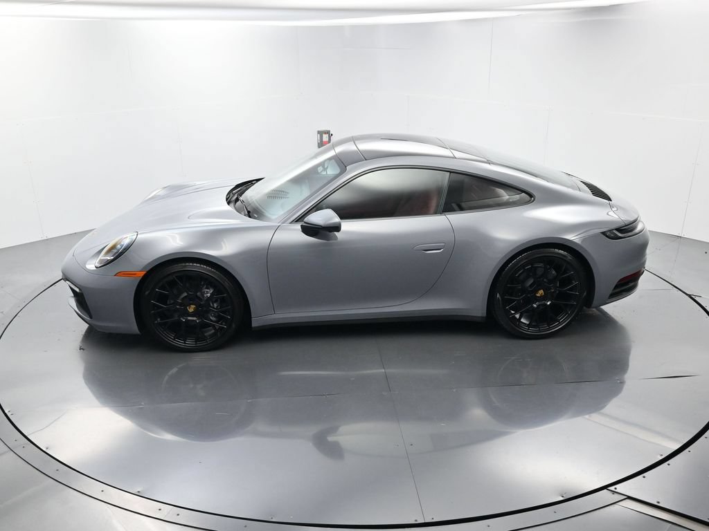 Certified 2024 Porsche 911 Carrera RWD image 33