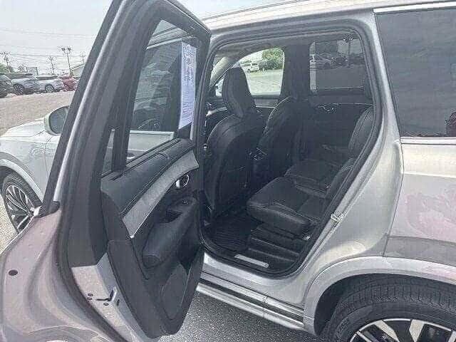 Used 2025 Volvo XC90 B6 Ultra w/ Protection Package Premier image 15