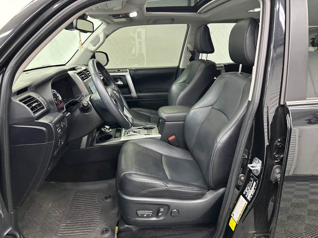 Used 2023 Toyota 4Runner Limited image 9