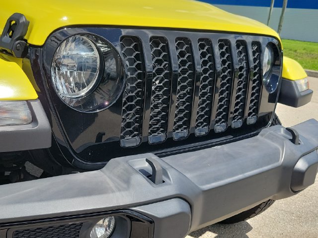 Used 2023 Jeep Gladiator Sport AWD/4WD image 13
