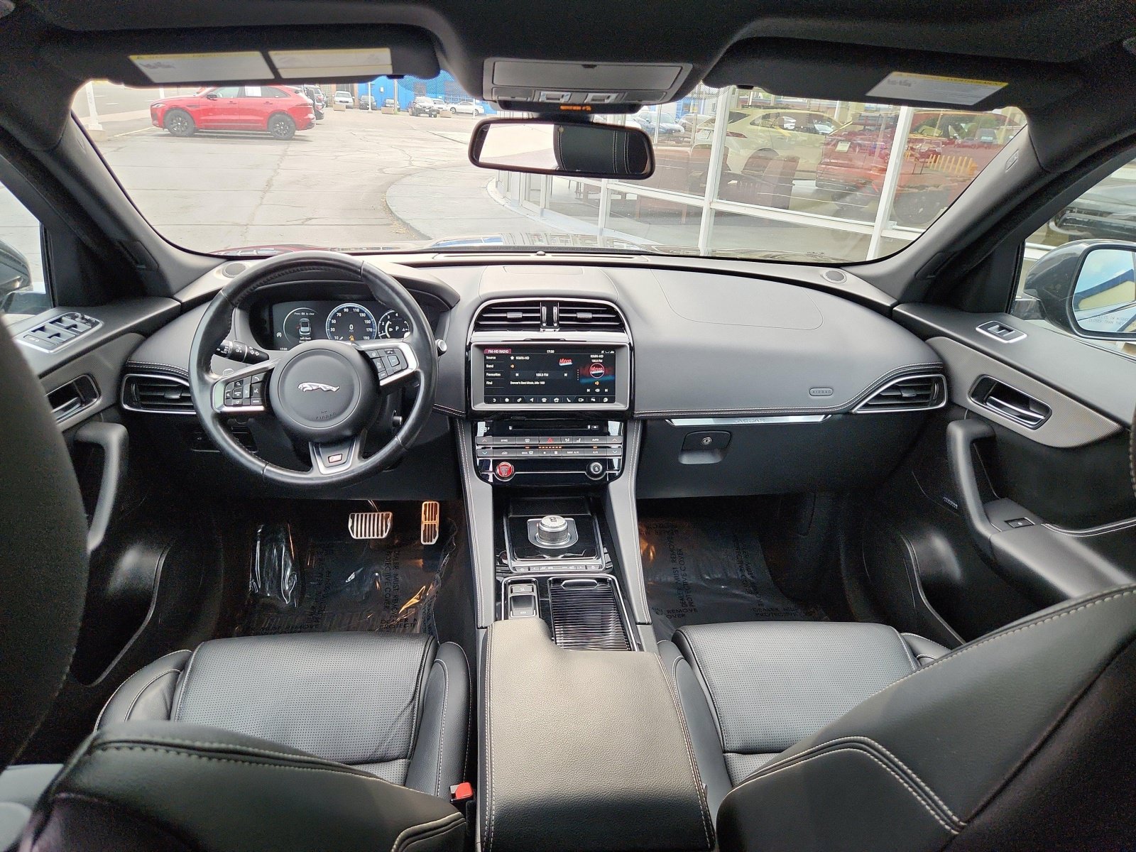 Used 2018 Jaguar F-PACE S AWD/4WD image 23