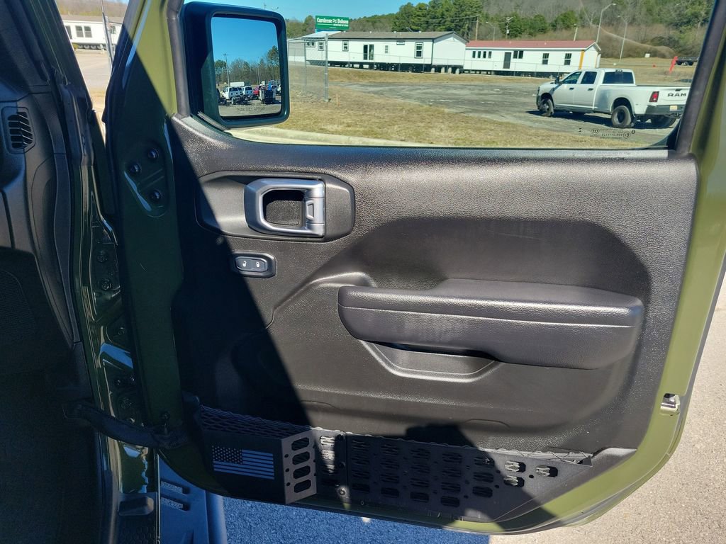 Used 2023 Jeep Gladiator Willys image 38