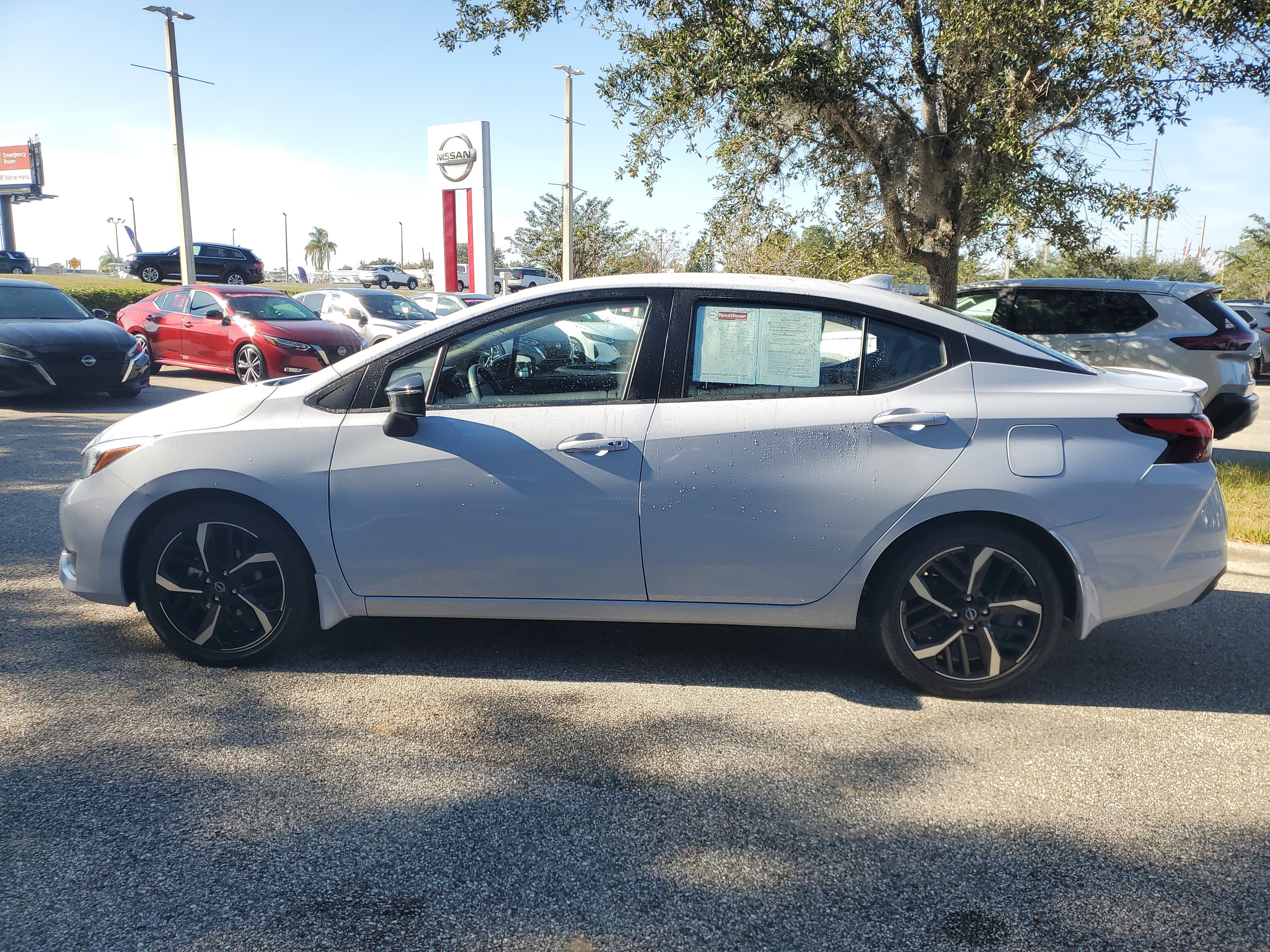 Certified 2025 Nissan Versa SR w/ Trunk Package image 9