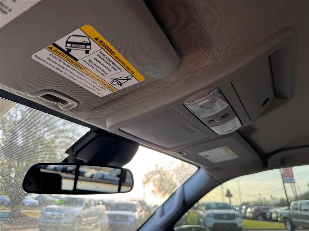 Certified 2025 Nissan Frontier SV image 24