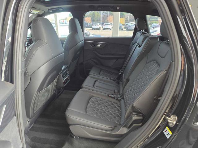 New 2026 Audi SQ7 Prestige AWD/4WD image 16