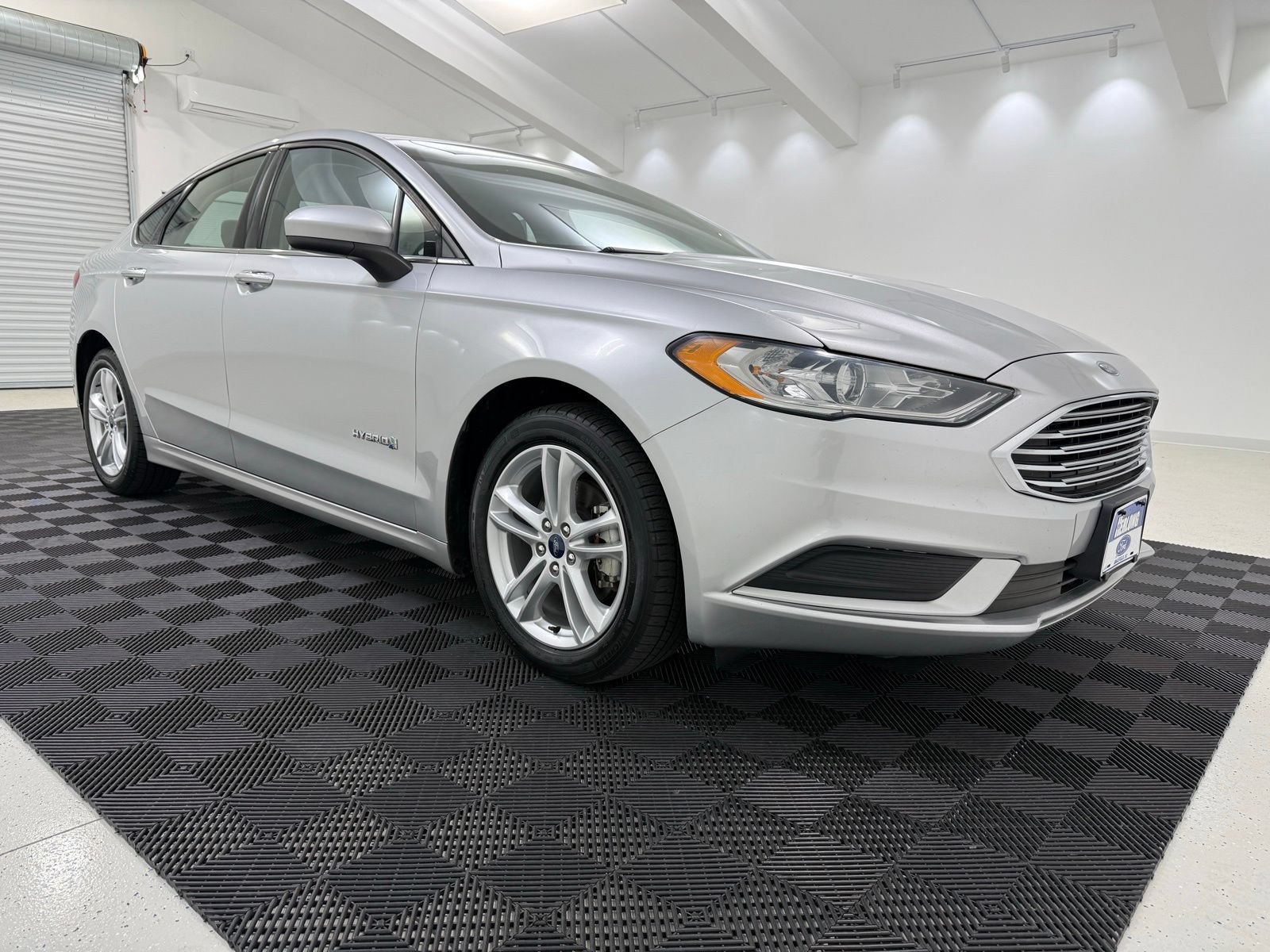 Used 2018 Ford Fusion S FWD image 1