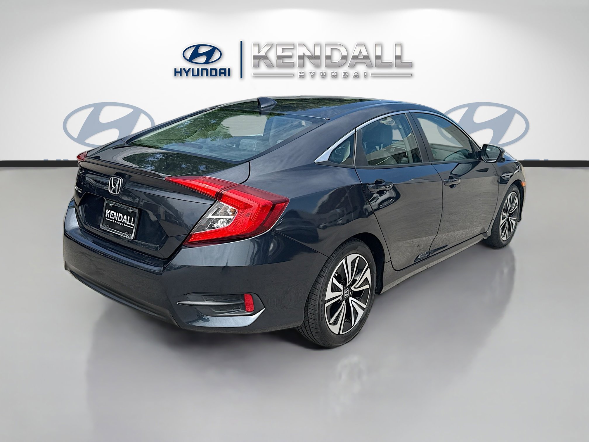 Used 2016 Honda Civic EX-L image 6