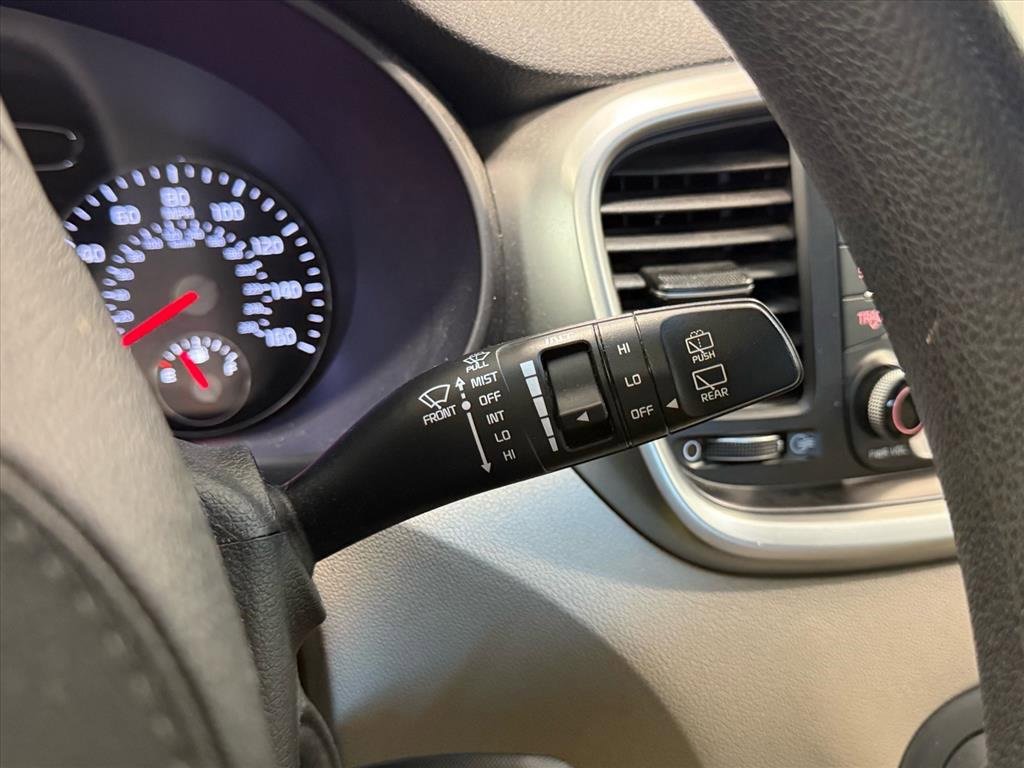 Used 2020 Kia Sorento LX image 23