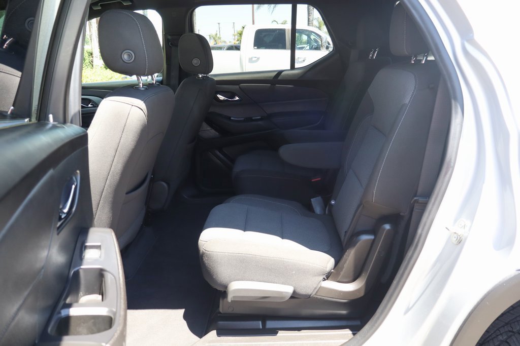 Used 2022 Chevrolet Traverse LT image 42