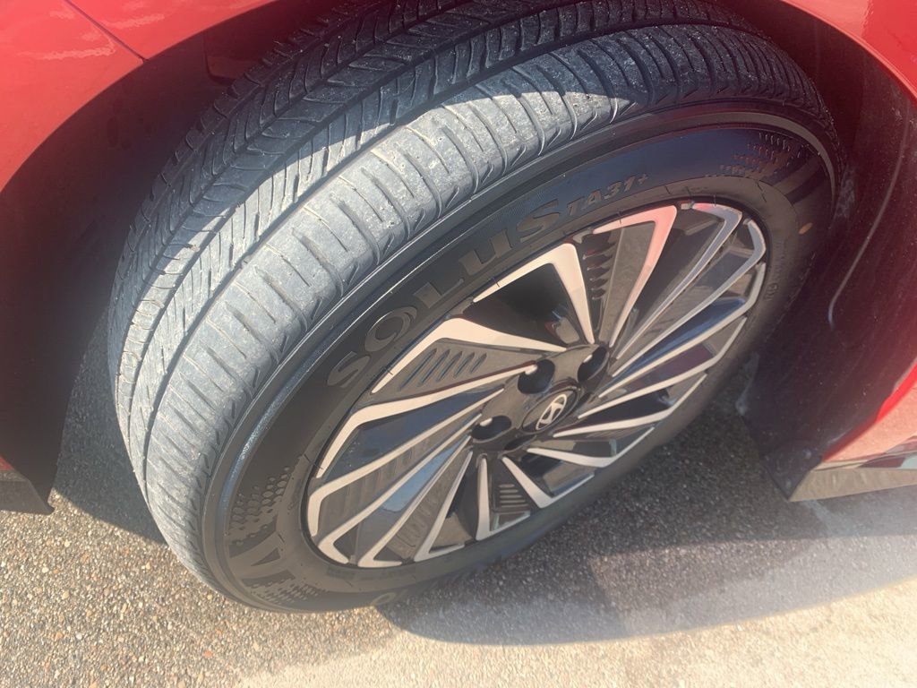 Certified 2025 Hyundai Sonata SEL image 33