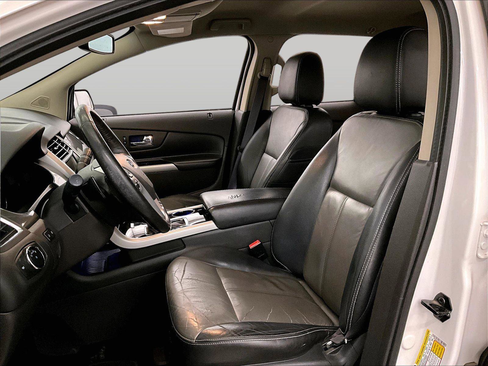 Used 2014 Ford Edge Sport w/ Driver Entry Package AWD/4WD image 25