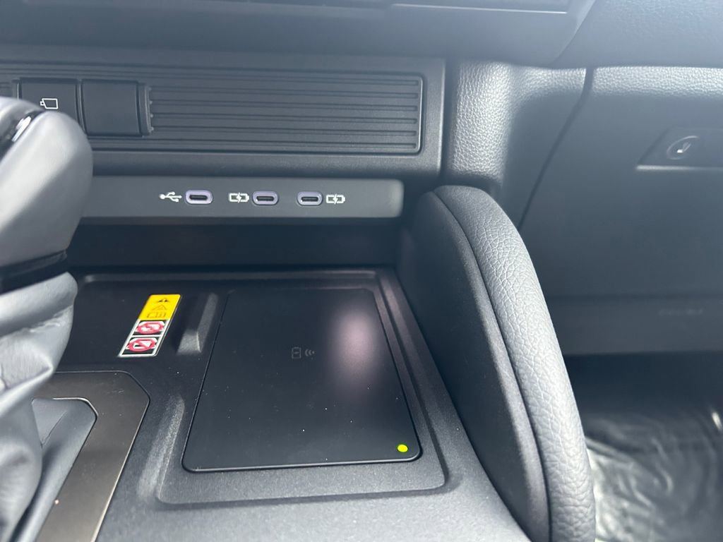 Used 2025 Toyota Land Cruiser PREMIUM image 36