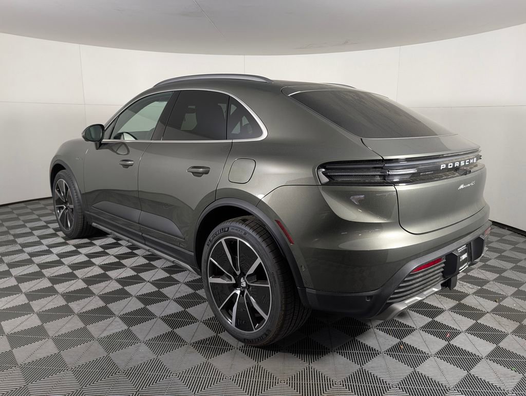 New 2026 Porsche Macan 4S Electric image 3