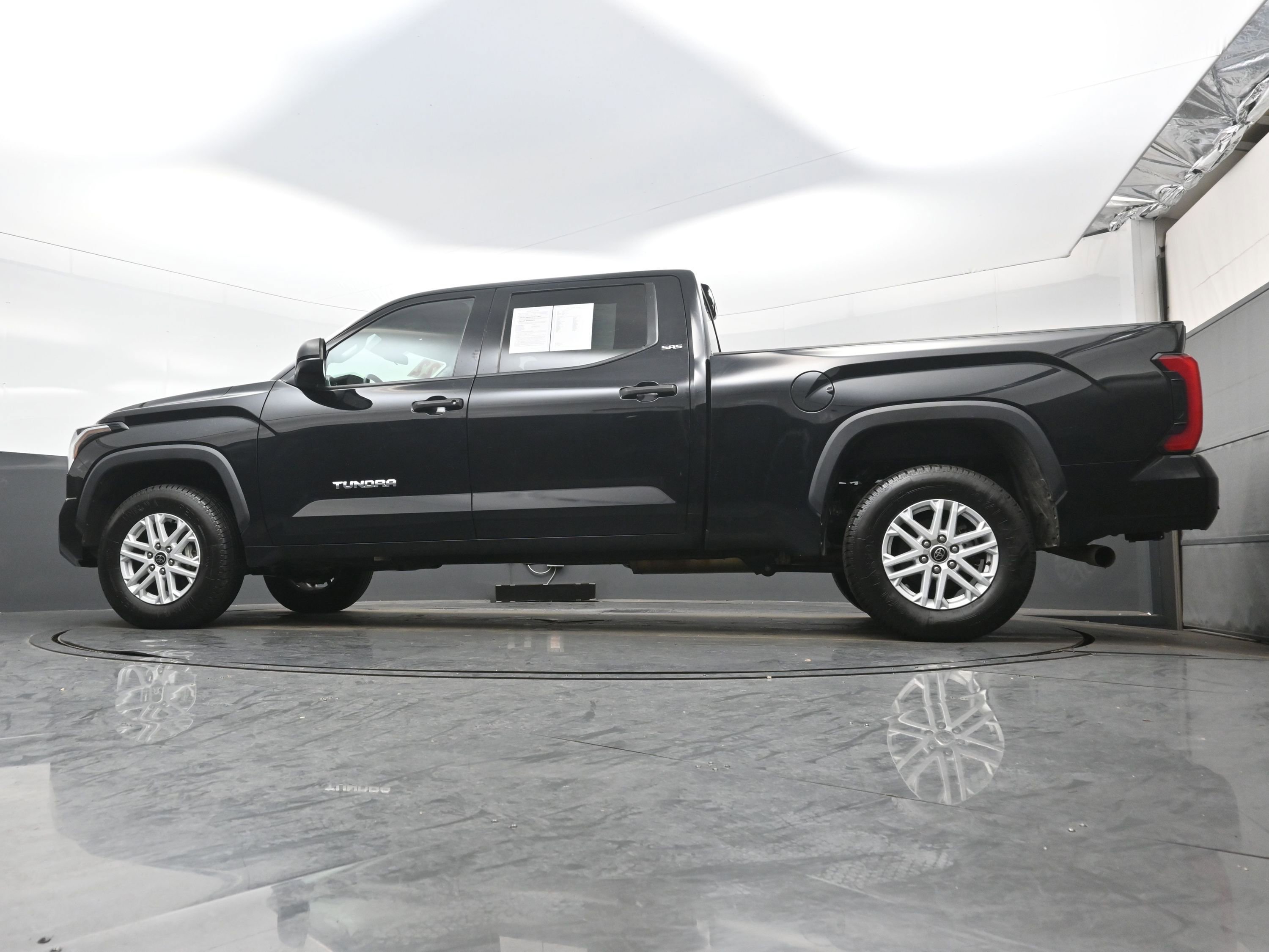 Used 2022 Toyota Tundra SR5 image 28