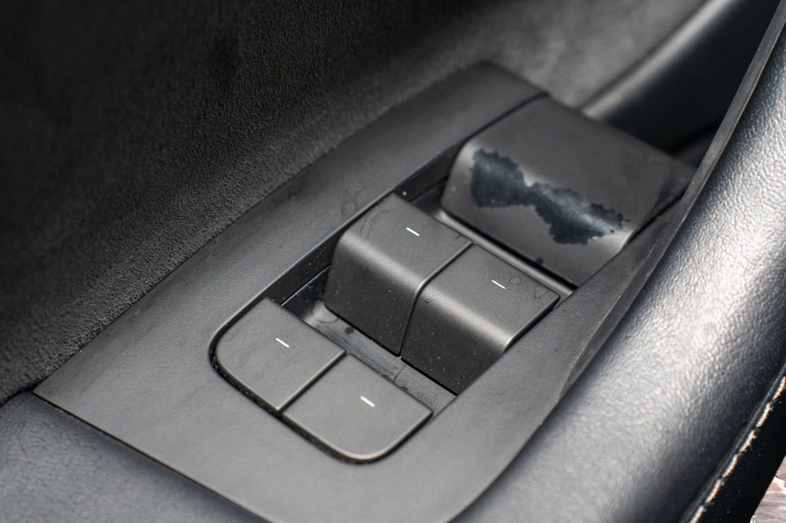 Used 2023 Tesla Model 3 Performance AWD/4WD image 25