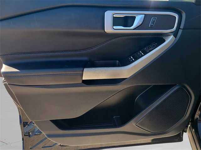 Used 2022 Ford Explorer XLT image 21