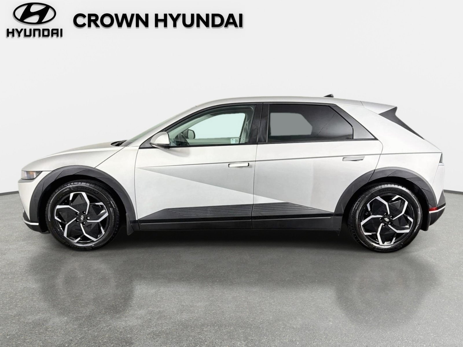 Used 2024 Hyundai Ioniq 5 SEL RWD image 8