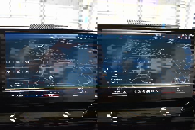 New 2026 BMW 530i xDrive xDrive w/ Premium Package image 8