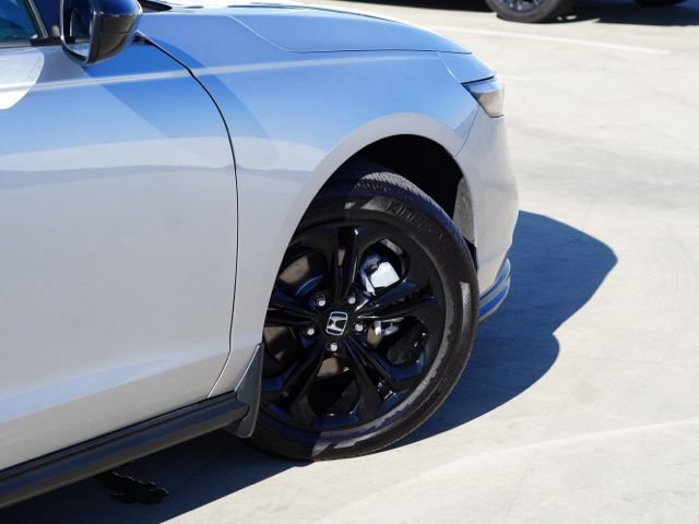 Used 2025 Honda Accord SE image 8