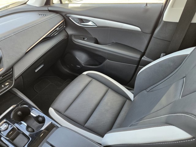 Used 2024 Buick Envision Sport Touring image 18