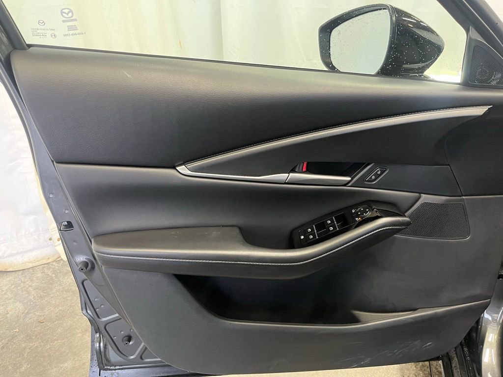 Certified 2025 MAZDA CX-30 AWD 2.5 S w/ Select Sport Pkg image 9