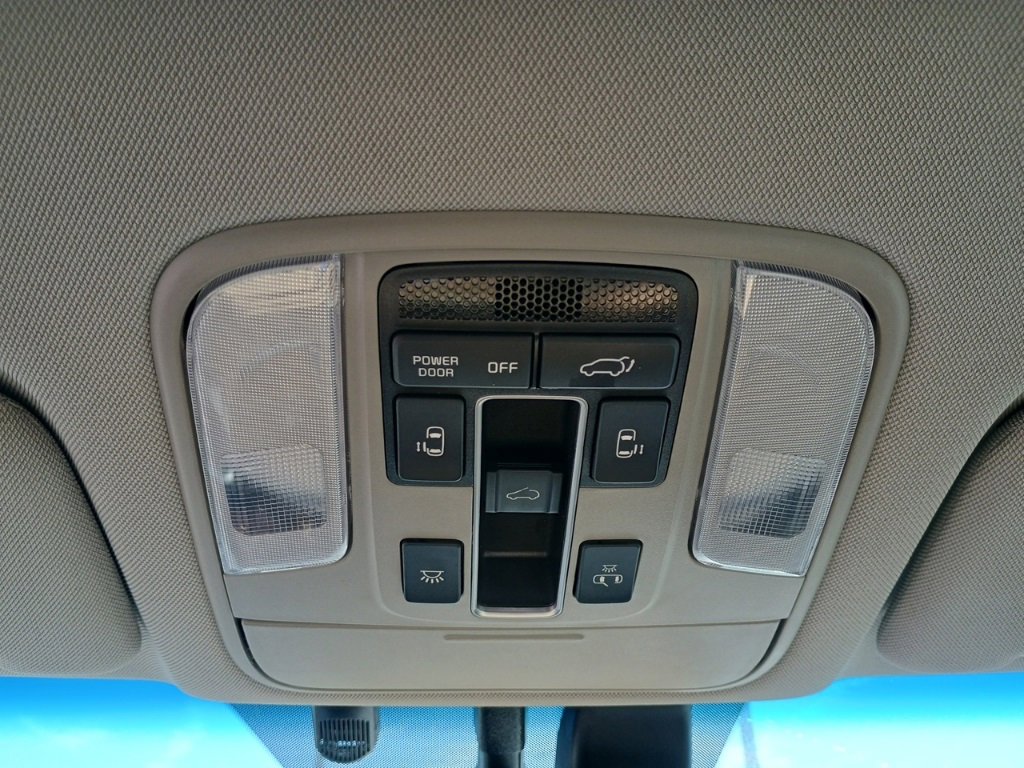 Used 2020 Kia Sedona EX w/ EX Premium Package image 33