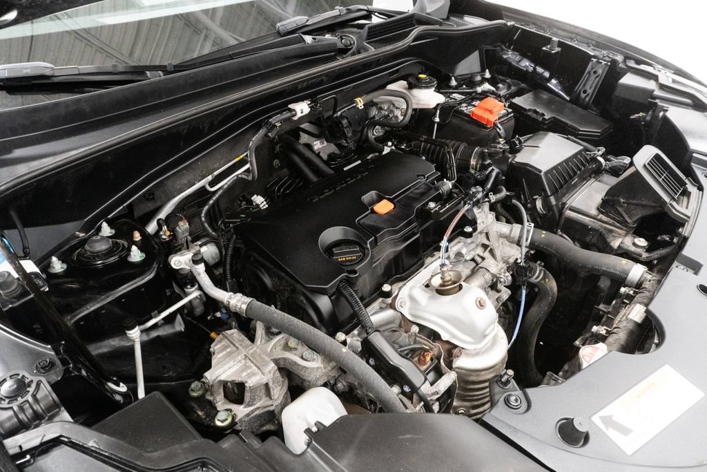 Used 2025 Honda HR-V LX image 4