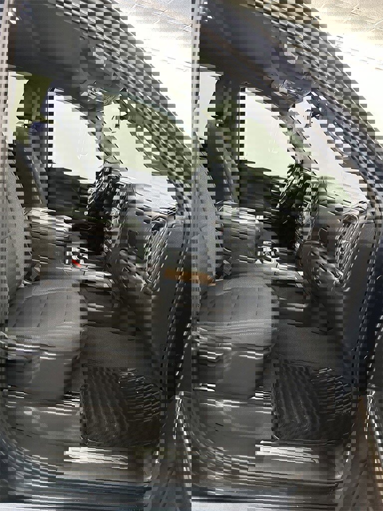 Used 2019 Chevrolet Silverado 1500 RST w/ All-Star Edition image 37